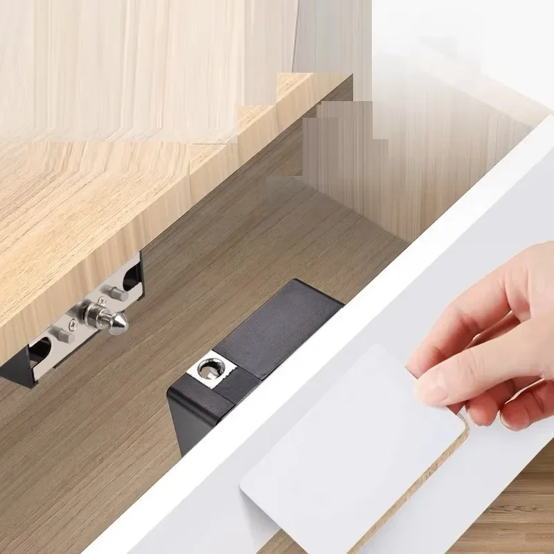 Tuya Smart Cabinet Door Lock S - Furniture Hardware Bolts recensione e prezzo